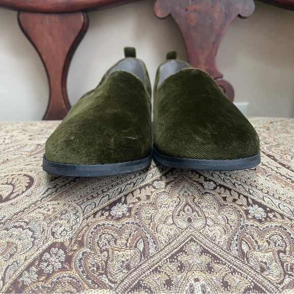Eileen Fisher Demi Velvet Slip On Loafers Olive Green Round Toe Shoes Size 8.5 - Picture 8 of 10